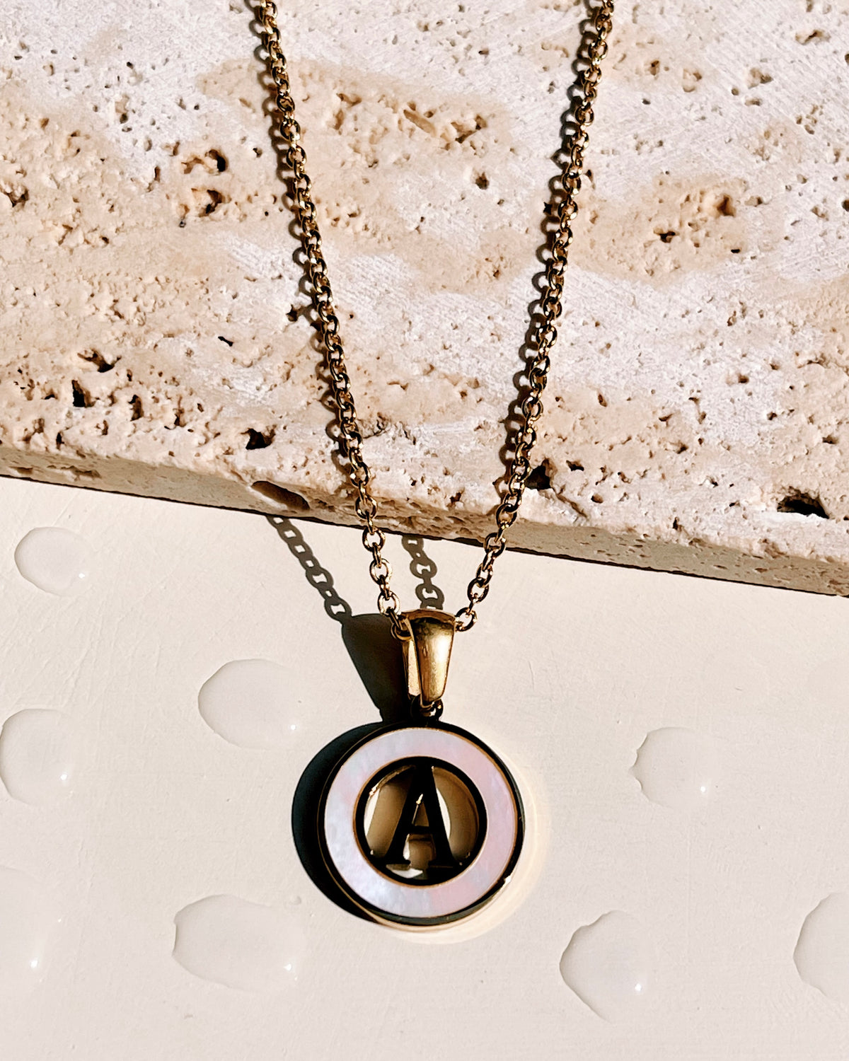 Abigail Letter Initials (A-Z) Shell Pendant Link Chain Gold Necklace