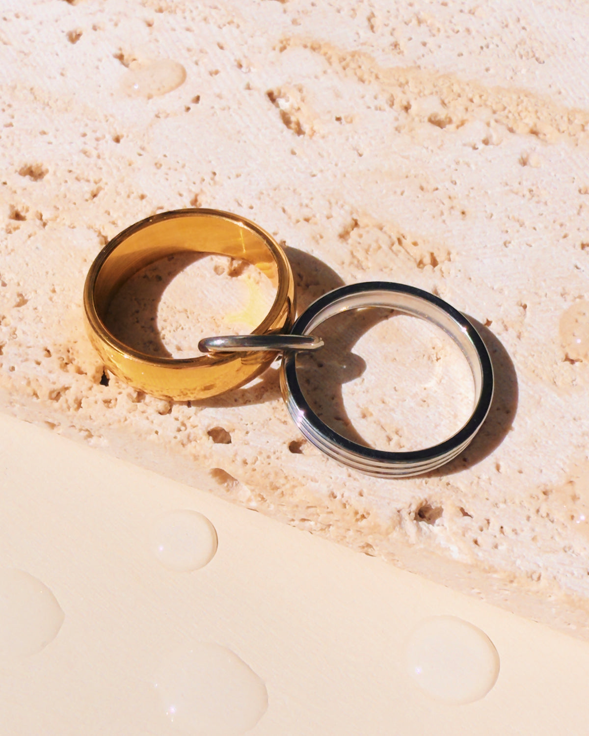 Prim Two Tone Spliced Double Layer Tied Design Smooth Gold Textured Silver Ring
