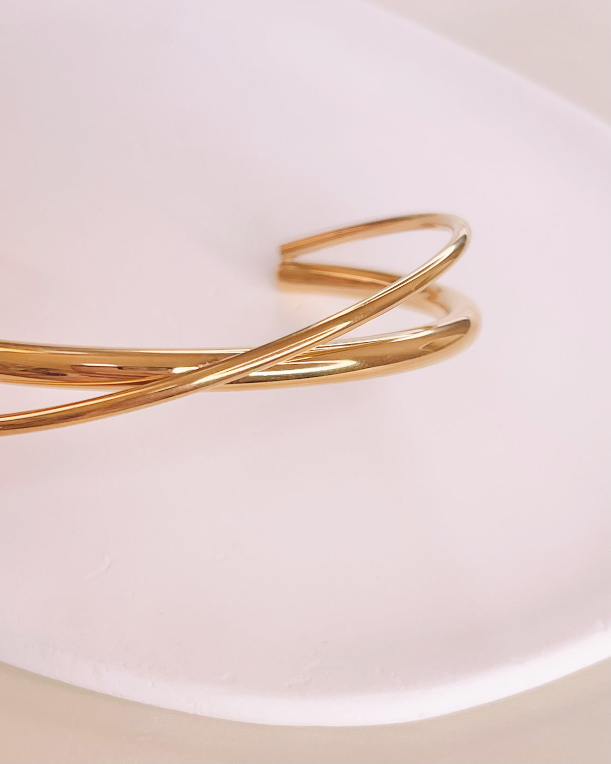 Nellie (Gold) Intertwined Design Gold Bangle