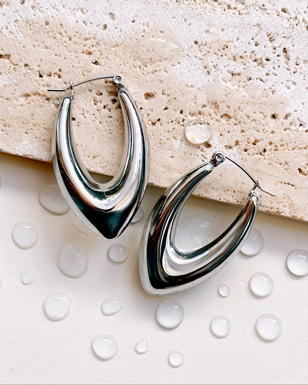 Katie (Silver) Pointed Teardrop Waterdrop Design Chunky Hoops
