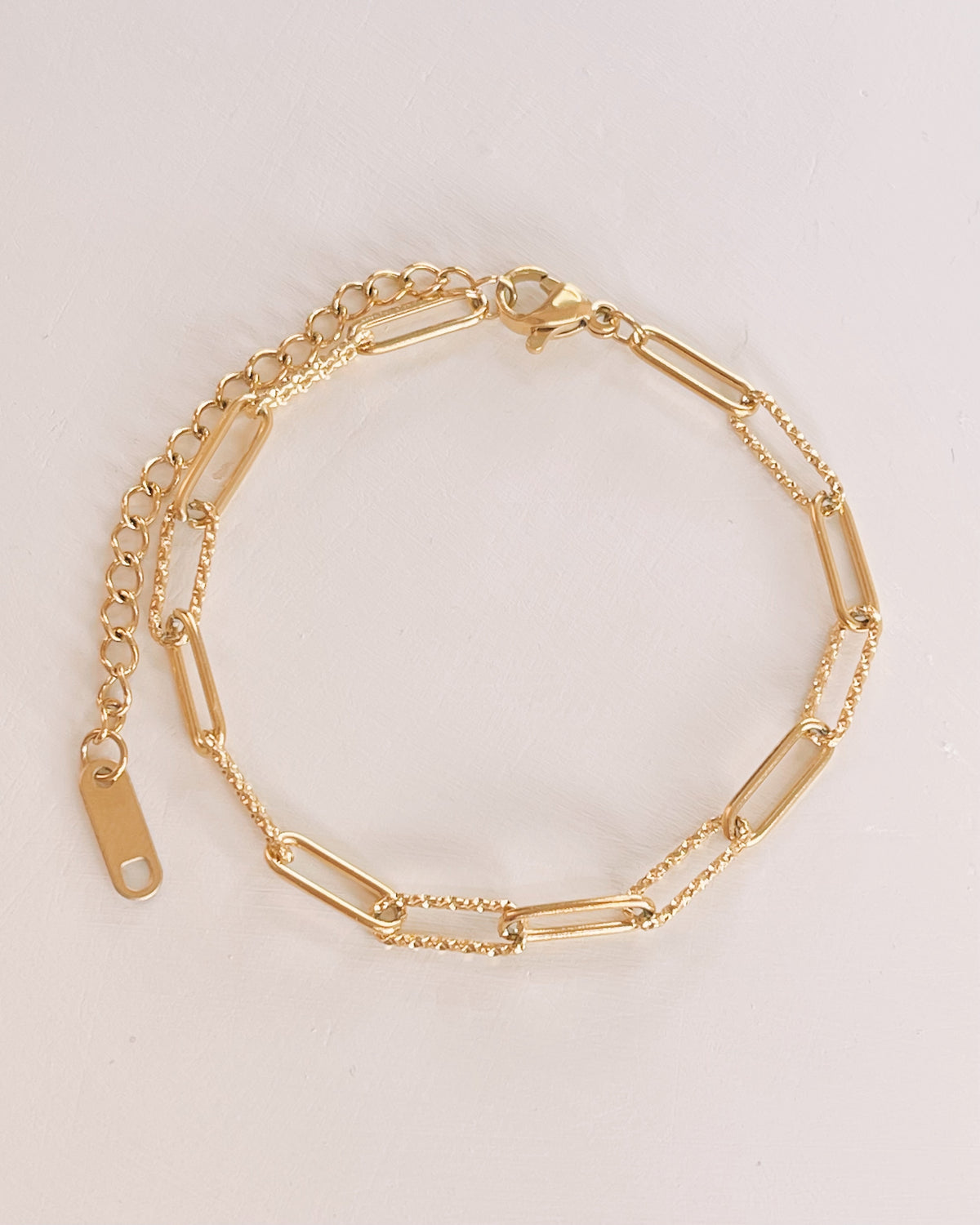 Nora Alternating Textured Paper Clip Chain Gold Bracelet