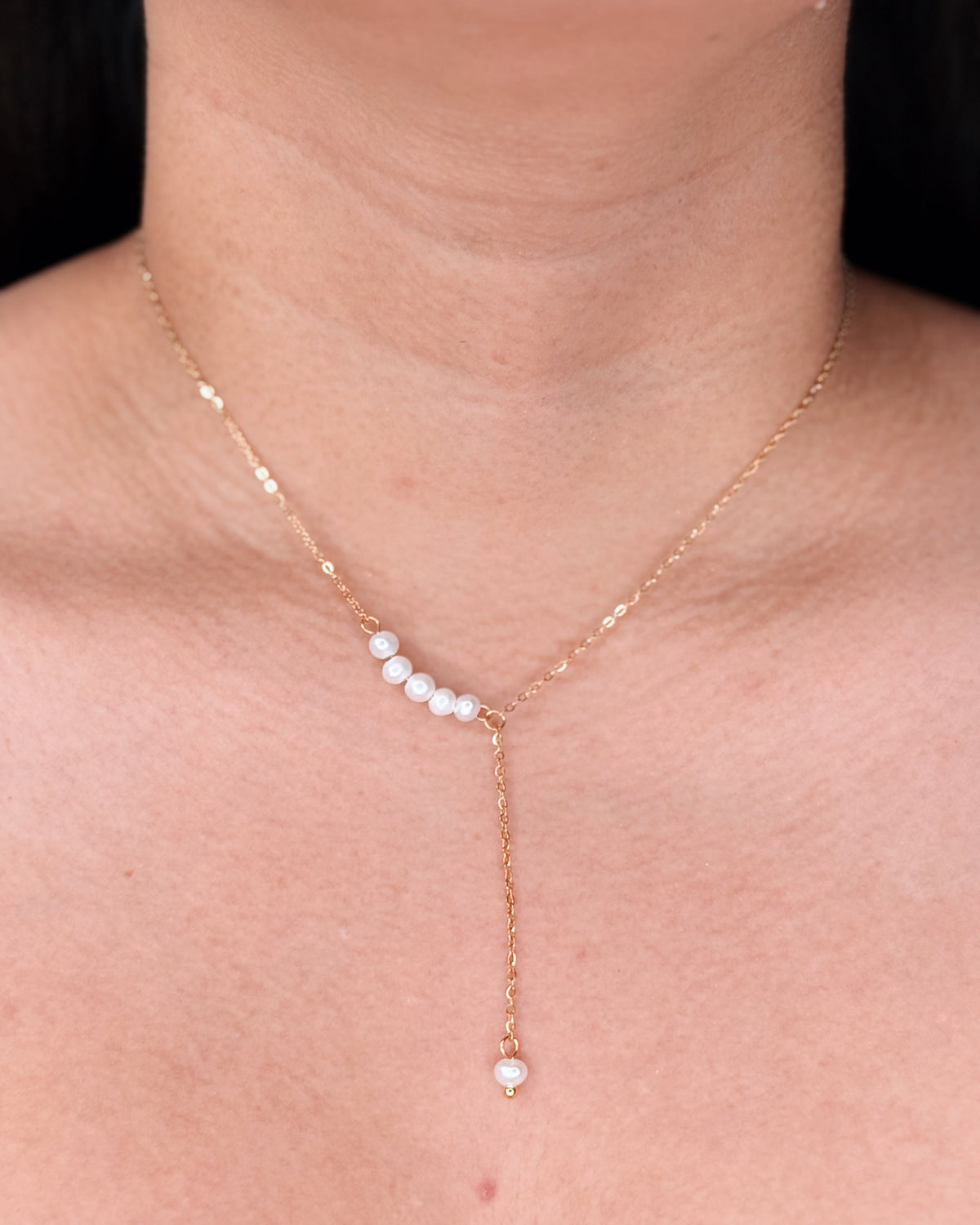 Geraldine Pearl Beads Side Pendant Pearl Drop Pendant Classic Link Chain Gold Necklace