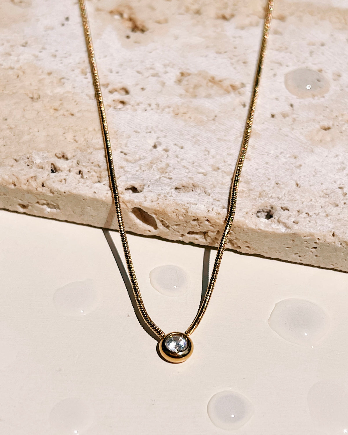 Edie Minimalist Crowned Round Zircon Pendant Thin Snake Chain Gold Necklace