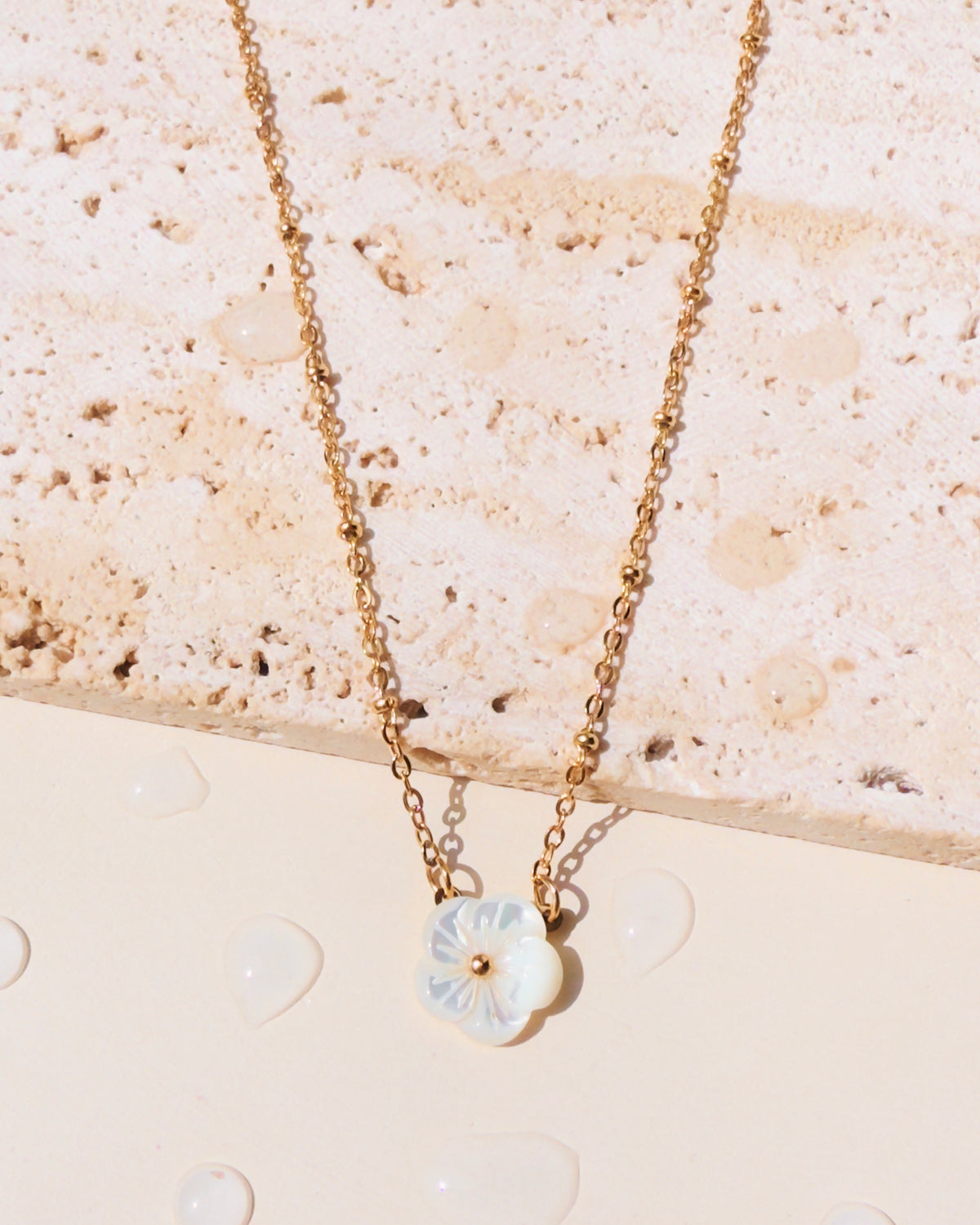 Carissa Shell Stone Flower Shaped Pendant Ball Beaded Link Chain Gold Necklace