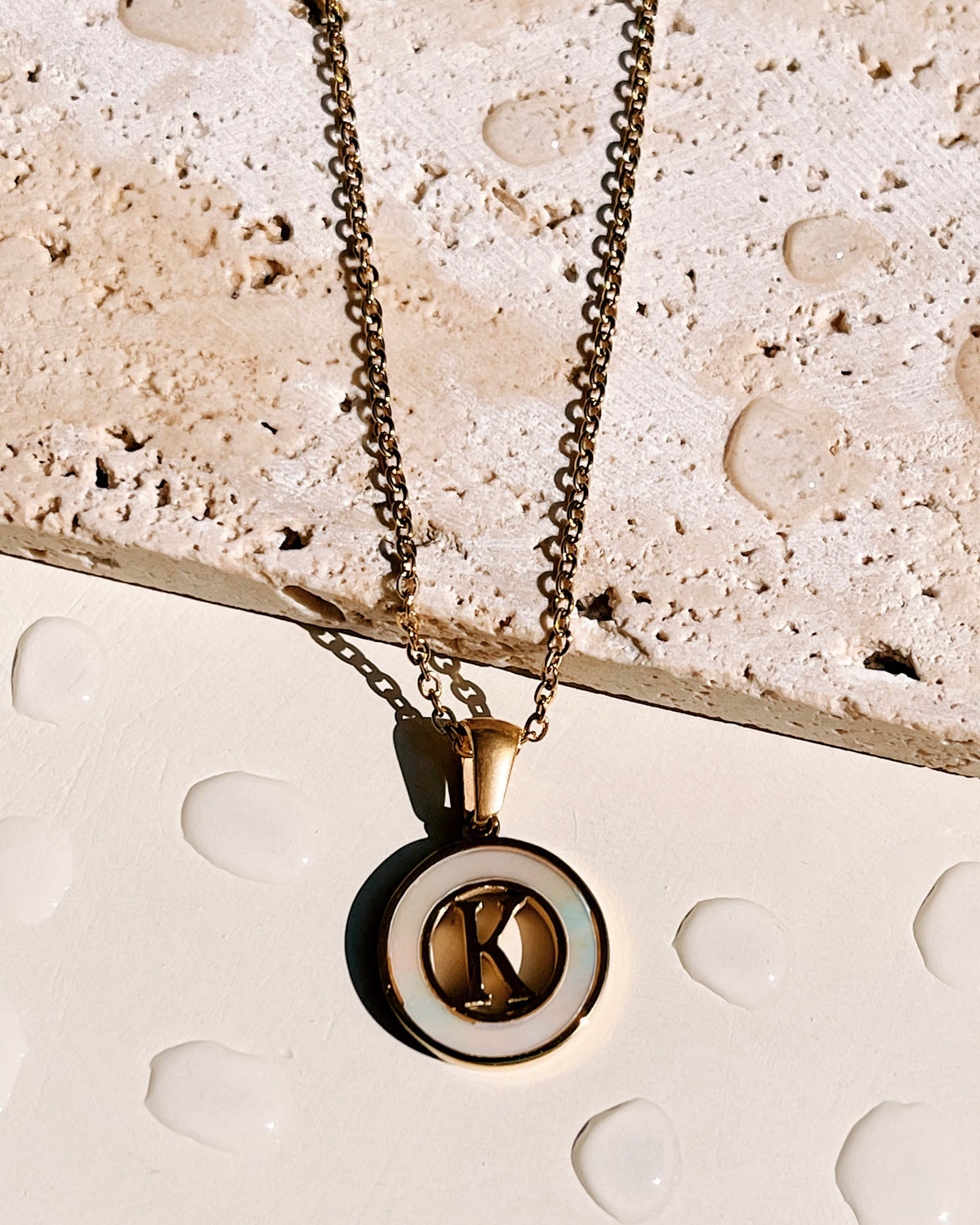 Abigail Letter Initials (A-Z) Shell Pendant Link Chain Gold Necklace