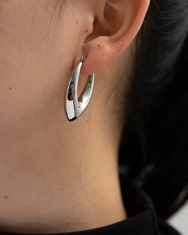 Katie (Silver) Pointed Teardrop Waterdrop Design Chunky Hoops