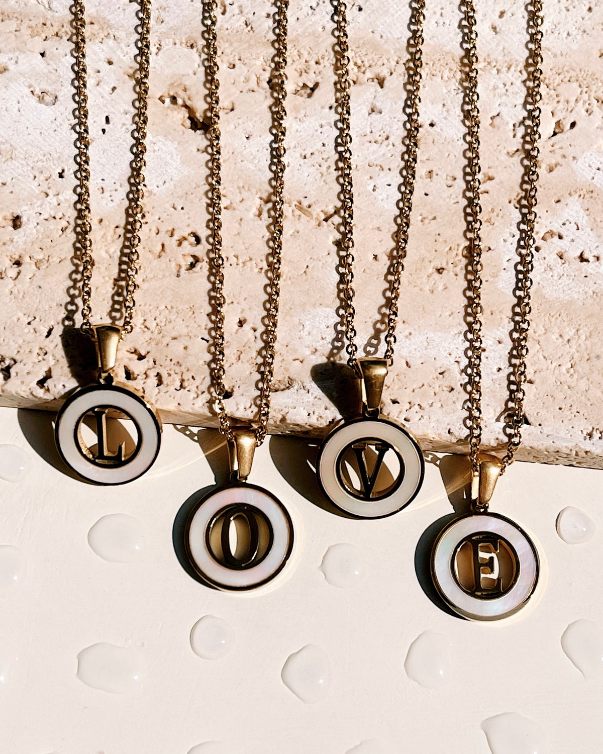 Abigail Letter Initials (A-Z) Shell Pendant Link Chain Gold Necklace