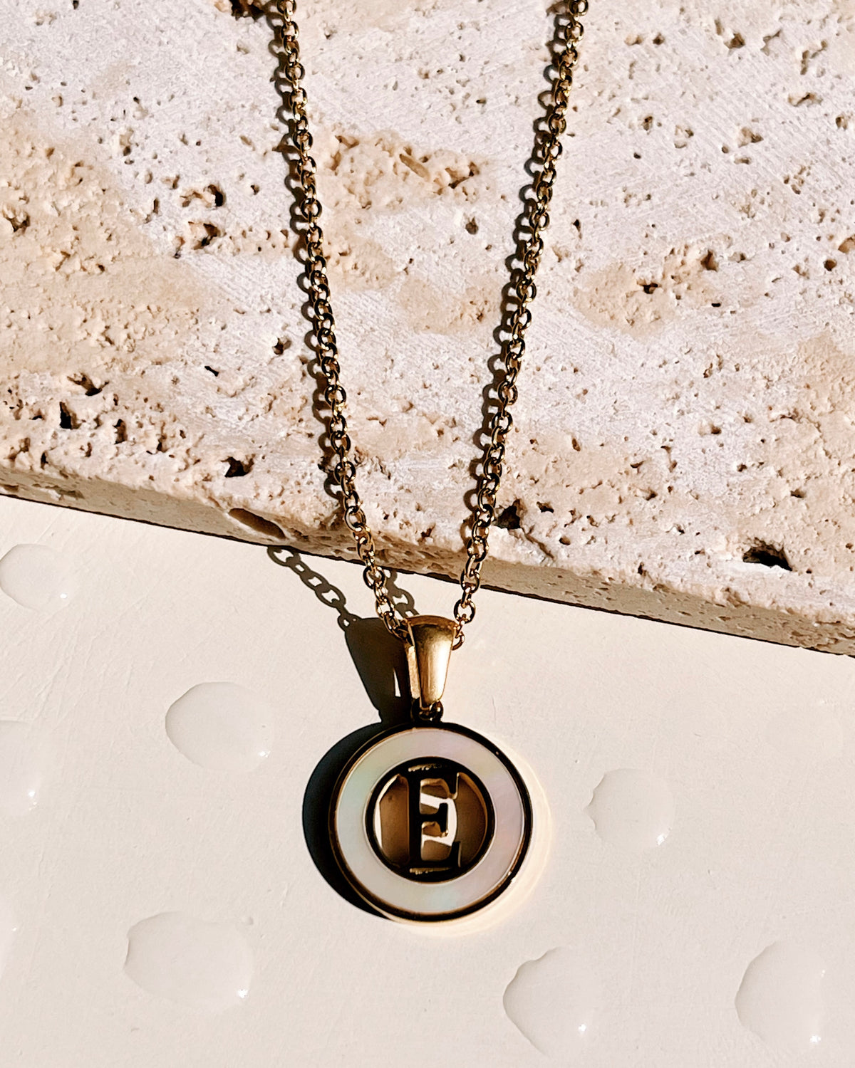 Abigail Letter Initials (A-Z) Shell Pendant Link Chain Gold Necklace
