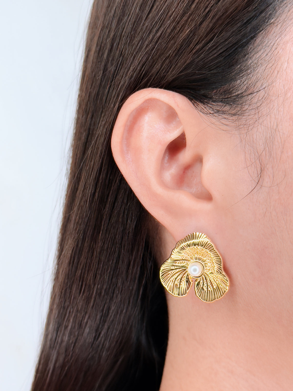Maida Textured Tri Petal Carved Flower Pearl Pollen Design Gold Stud Earrings