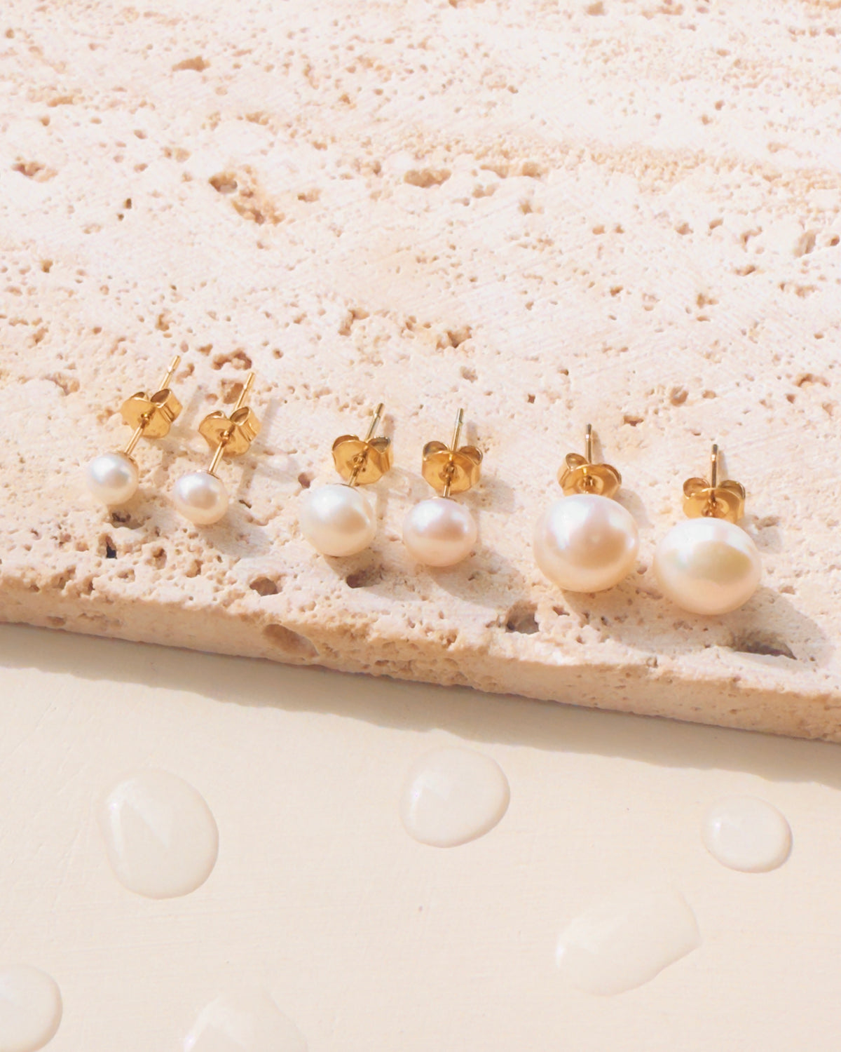 Lyanna Round Pearl Gold Stud Earrings