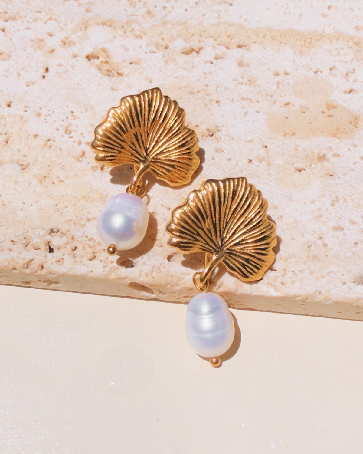 Mara Textured Leaf Fan Design Gold Stud Pearl Drop Earrings
