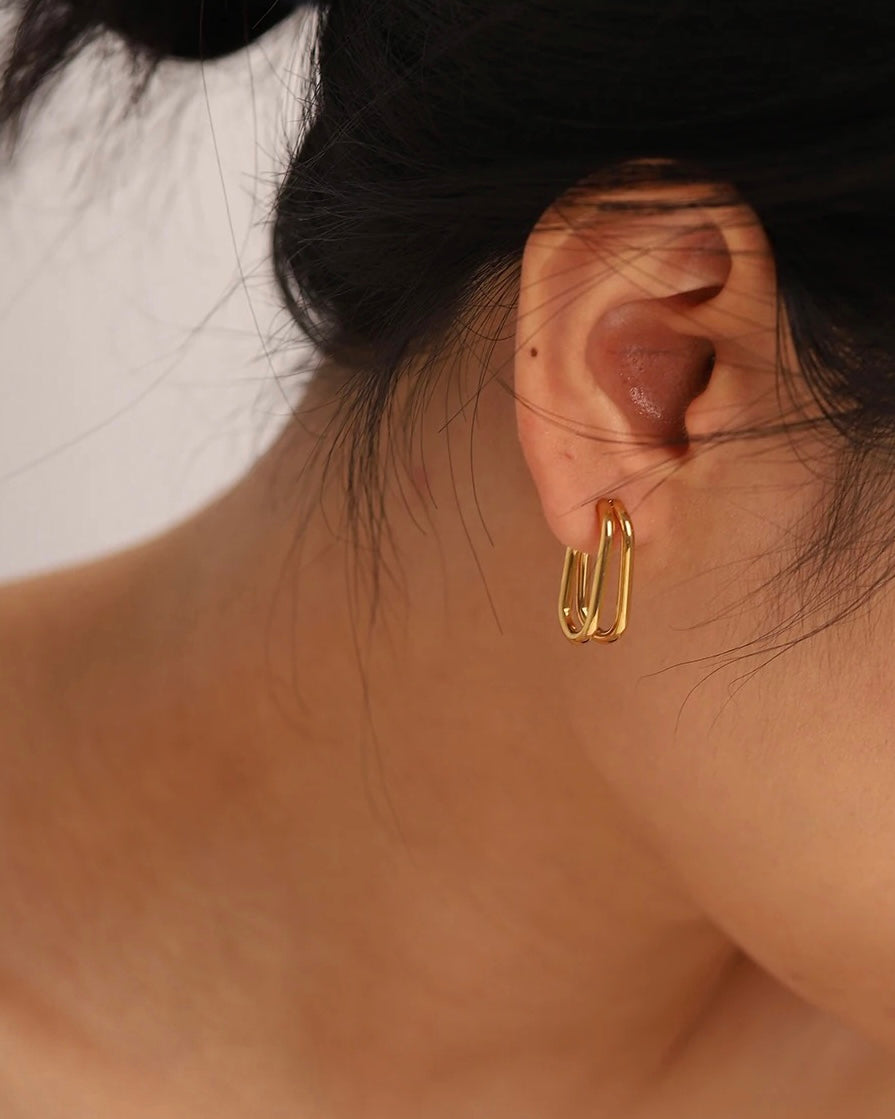 Kelly Double Layer CC Shaped Geometric Layered Look Gold Huggies