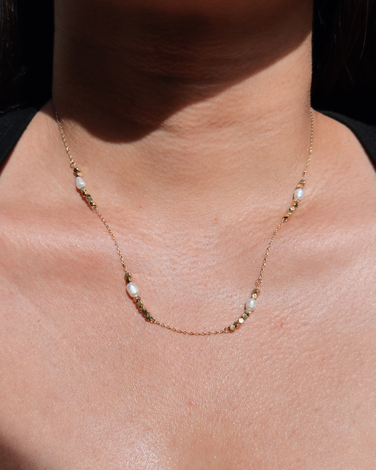 Isolde Multi-Faceted Box Beads Pearl Chain Cluster Link Chain Gold Necklace