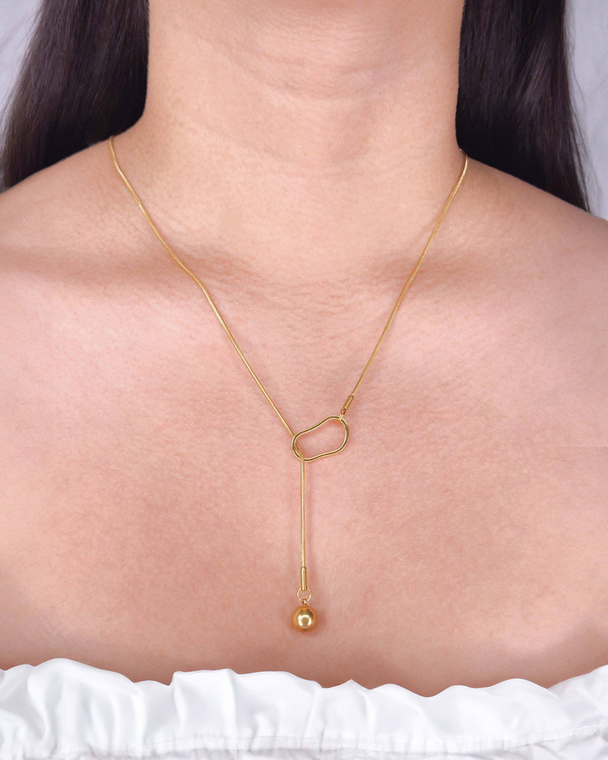 Ezlyn Ball Drop Pendant Thin Snake Chain Pull String Lock Design Gold Necklace