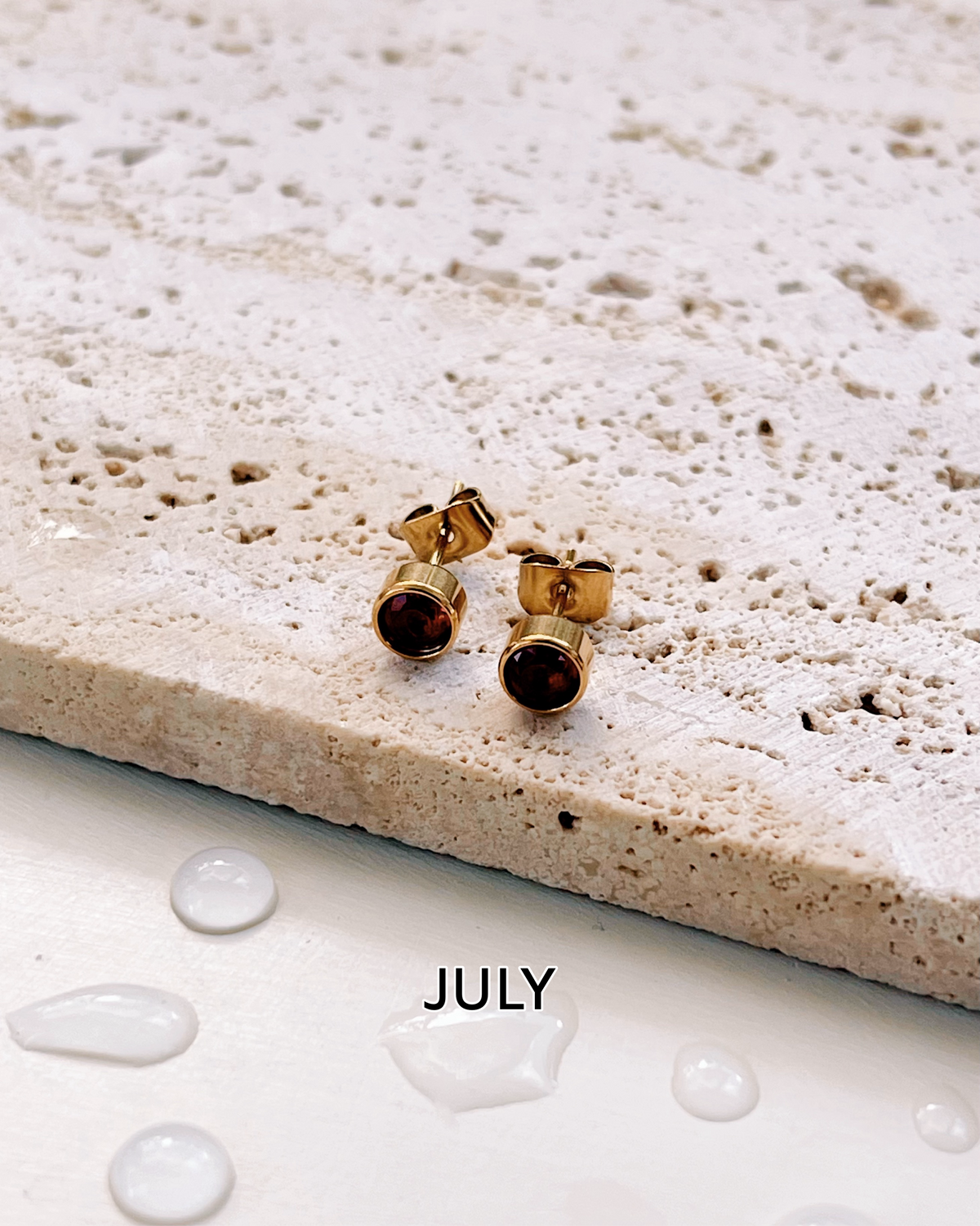 Irene Birthstone Birth Month Color Inlaid Round Zircon Gold Studs