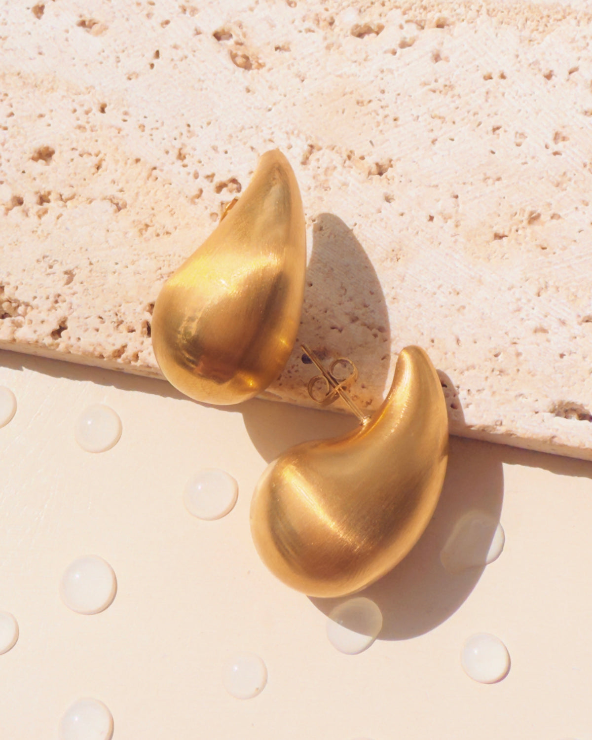 Theodora (Matte Finish) Teardrop Waterdrop Design Gold Stud Drop Earrings