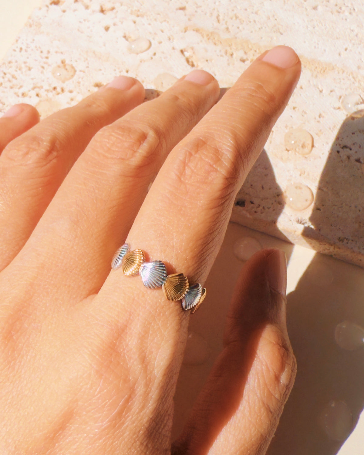 Pilar Two Tone Alternate Silver Gold Carved Shell Shaped Design Wide Open Ring