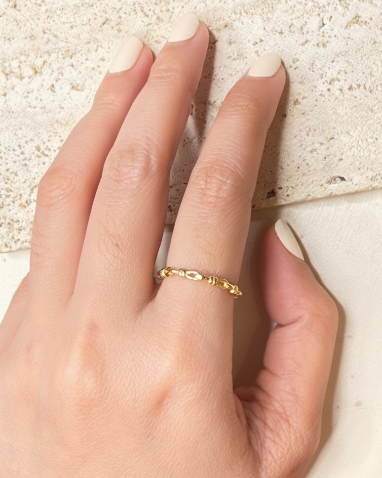Fravella Rope Tied Chain Design Minimalist Gold Ring