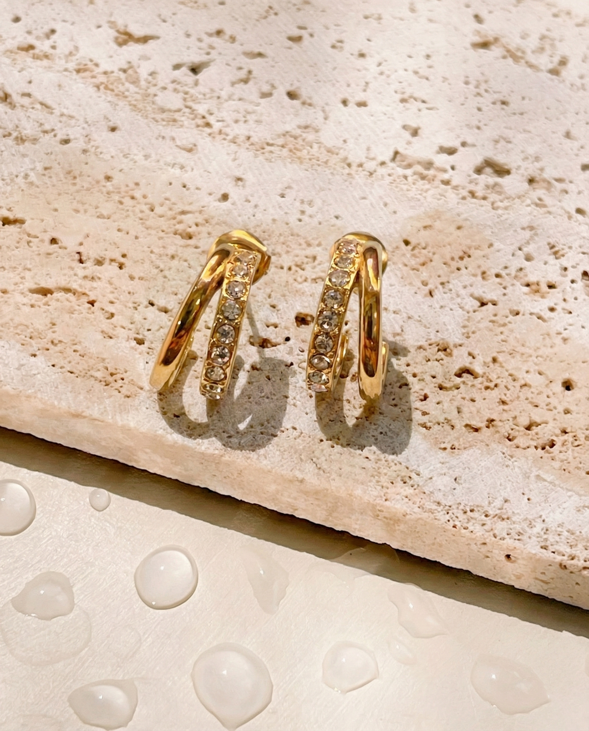 Brinelle Double Layer C-Shaped Half Side Paved Round Zircon Inlaid Set Layered Look Gold Huggie Hoops