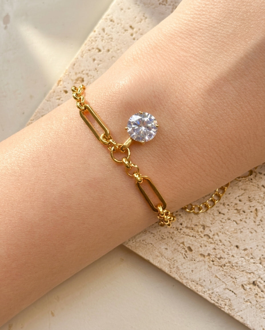 Angela Round Shaped Zircon Bezel Set Pendant Paperclip Ring Link Chain Design Gold Bracelet