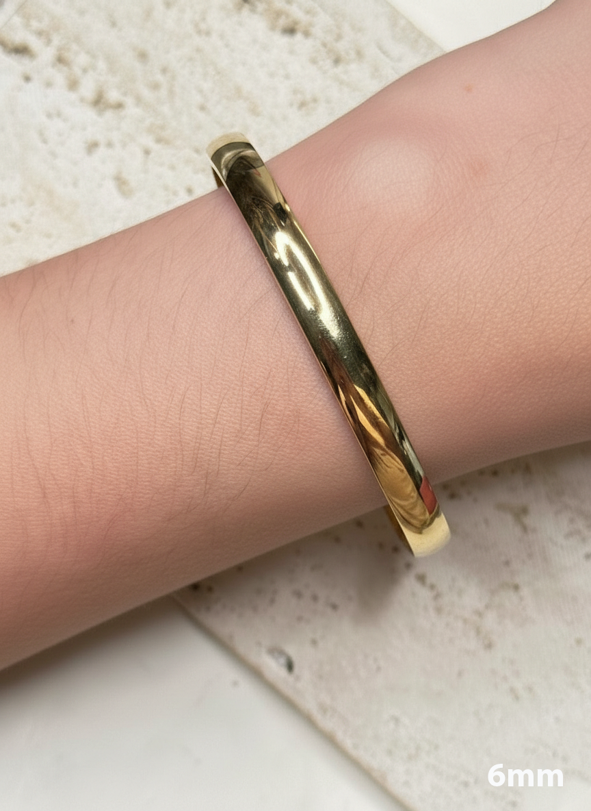 Cameron (Gold) Flat Rounded Smooth Thin Solid Closed Bangle
