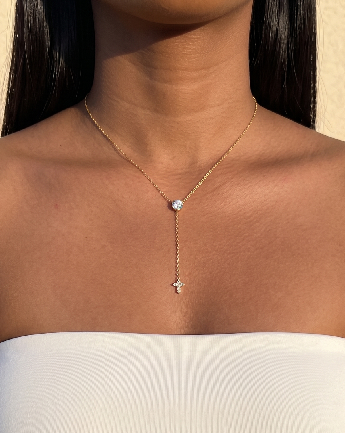 Conchita Round Zircon Pendant Dainty Cross Zircon Drop Pendant Classic Link Chain Gold Necklace
