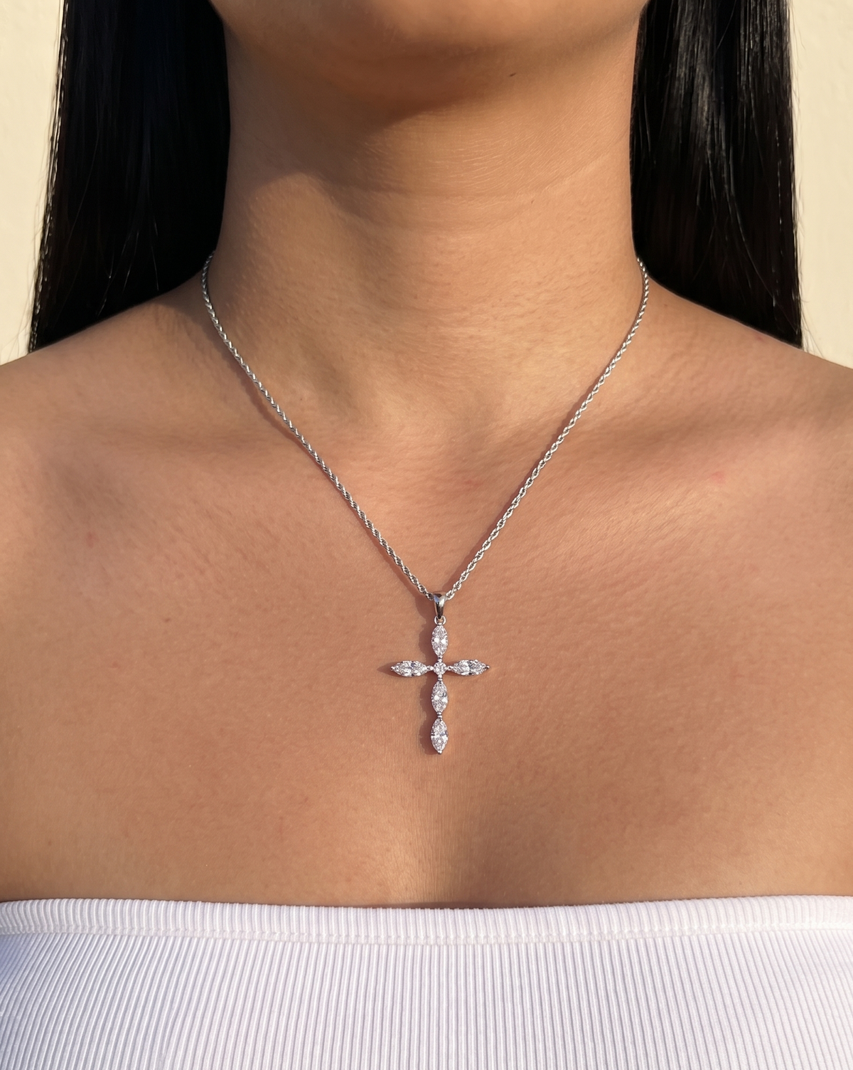 Crystal (Silver) Crowned Zircon Bezel Set Cross Design Pendant Twisted Thin Rope Chain Silver Necklace
