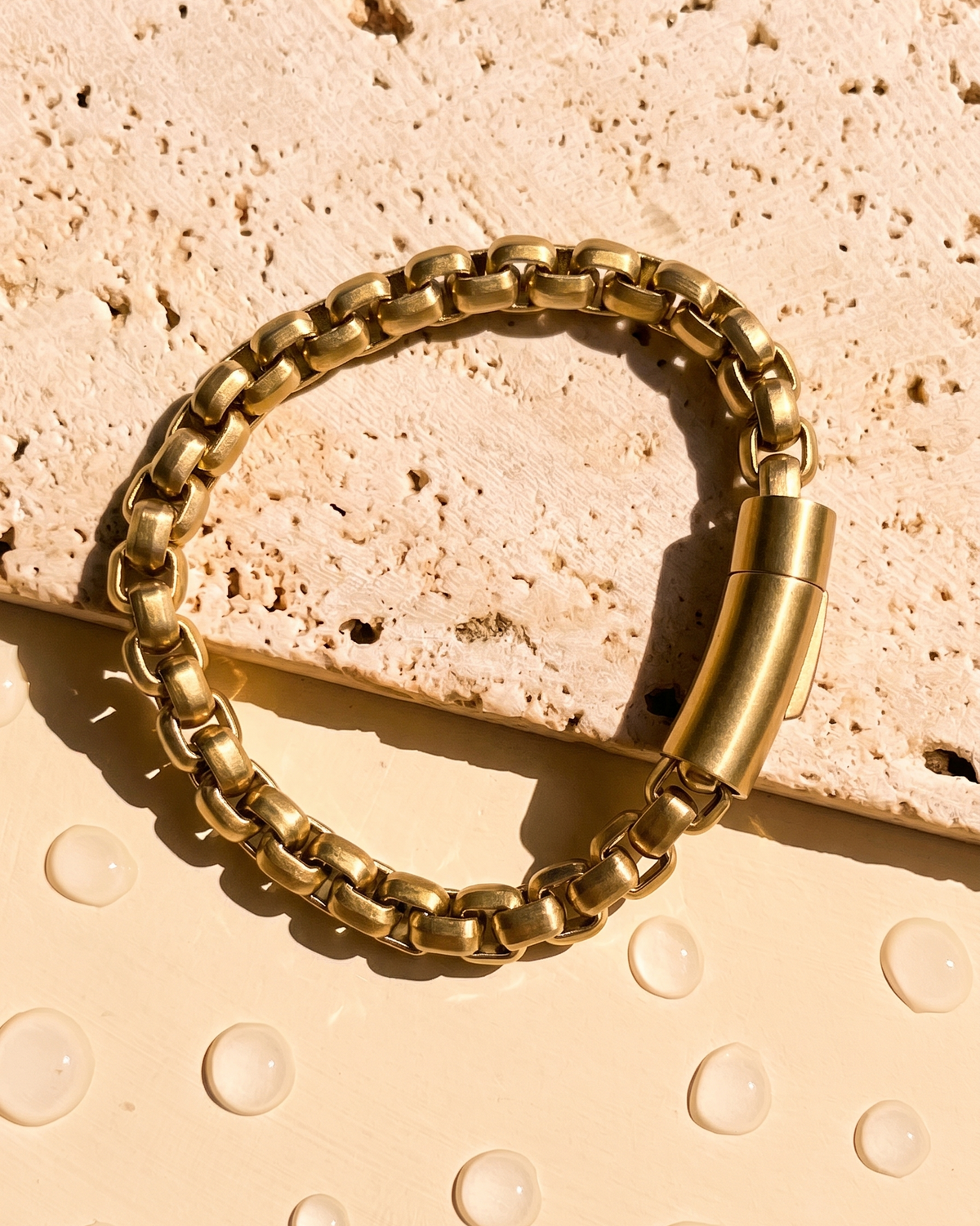 James (Gold) Rounded Box Chain Design Magnetic Lock Bracelet
