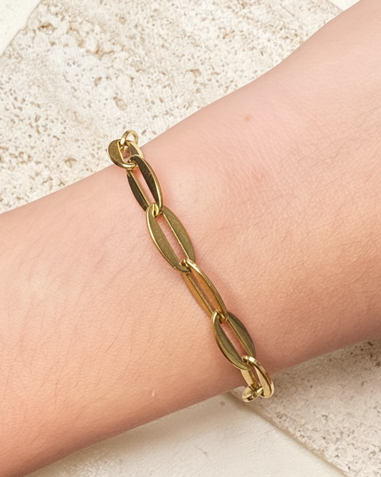 Lori (Gold) Oval Flat Link Chain Design Bracelet