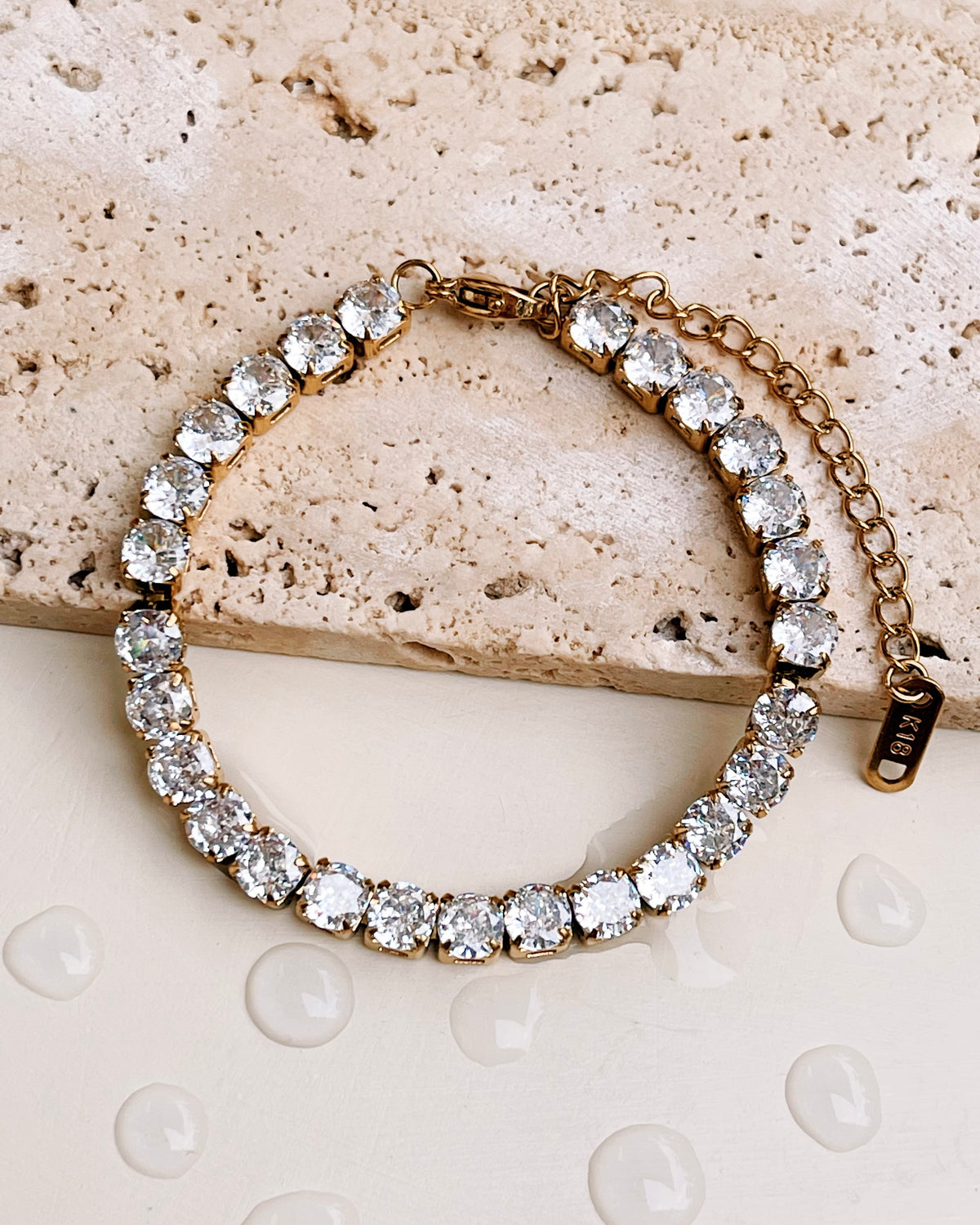 Casey Round Zircon Inlaid Setting Gold Tennis Bracelet