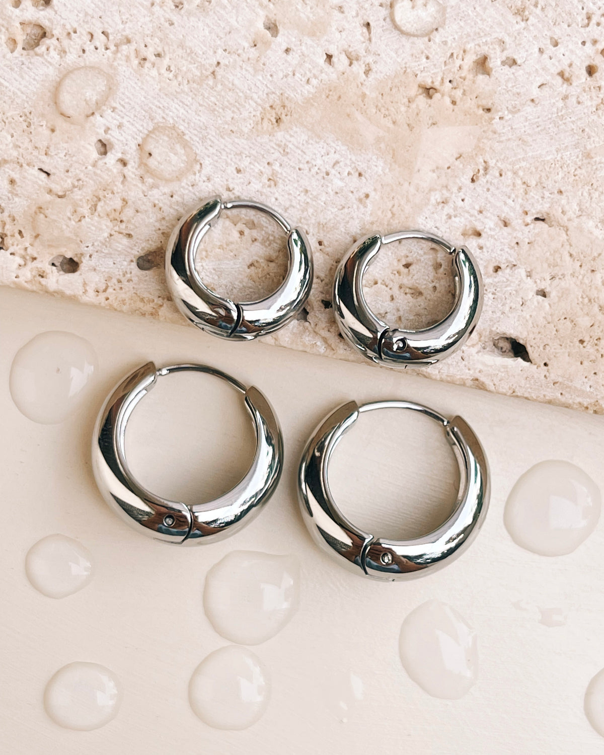 Andy (Silver) Round Waterdrop Design Hoops