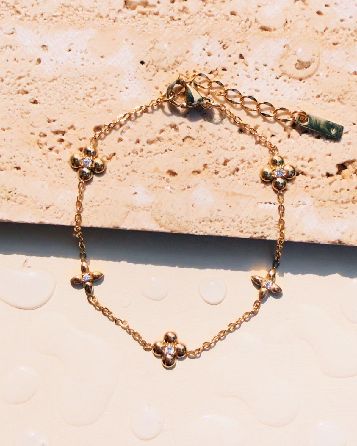 Zaria Alternate Clover Flower Shaped Ball Beads Zircon Center Pendants Thin Link Chain Gold Bracelet