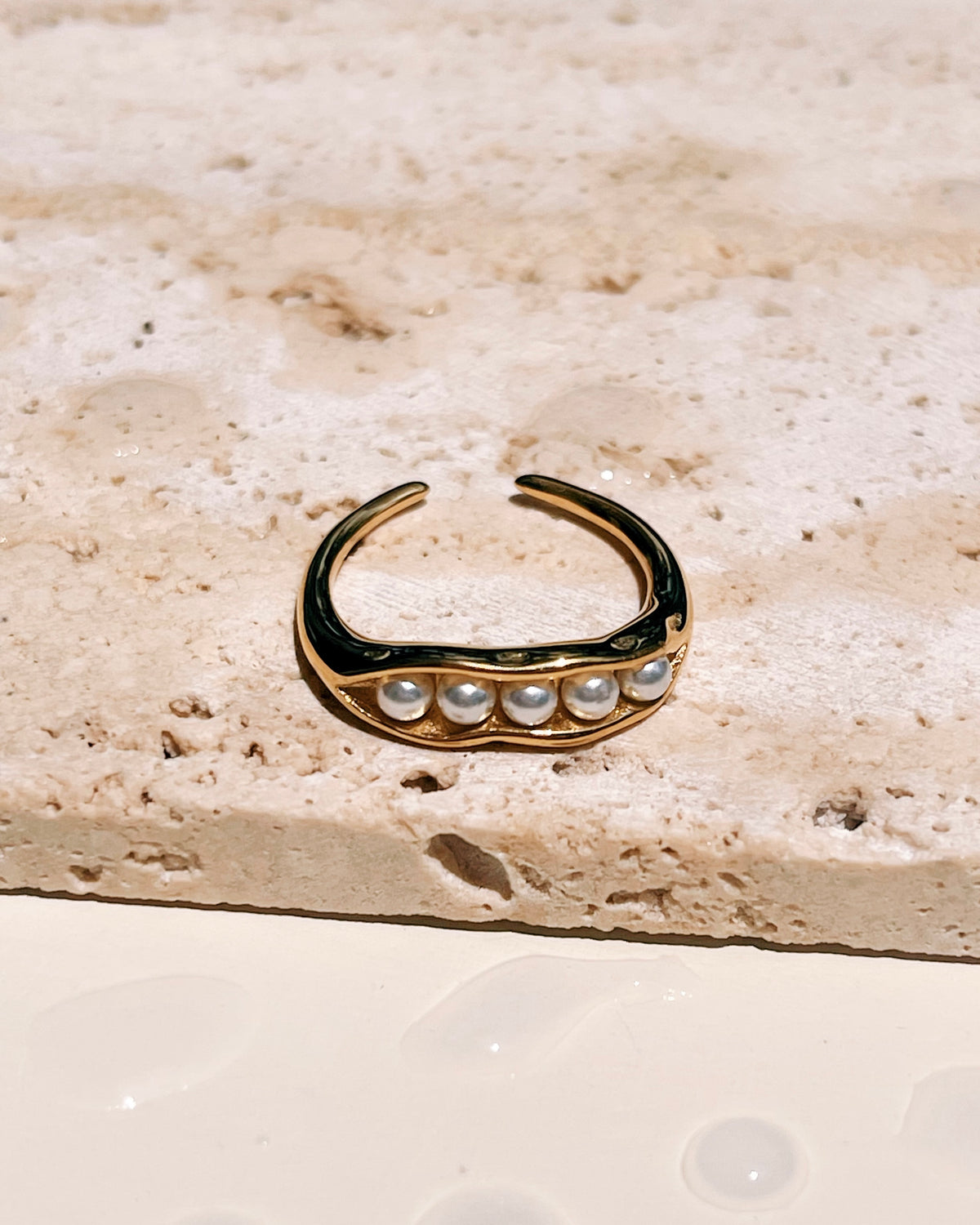 Darla Pearl Pea Pods Top Design Open Gold Ring