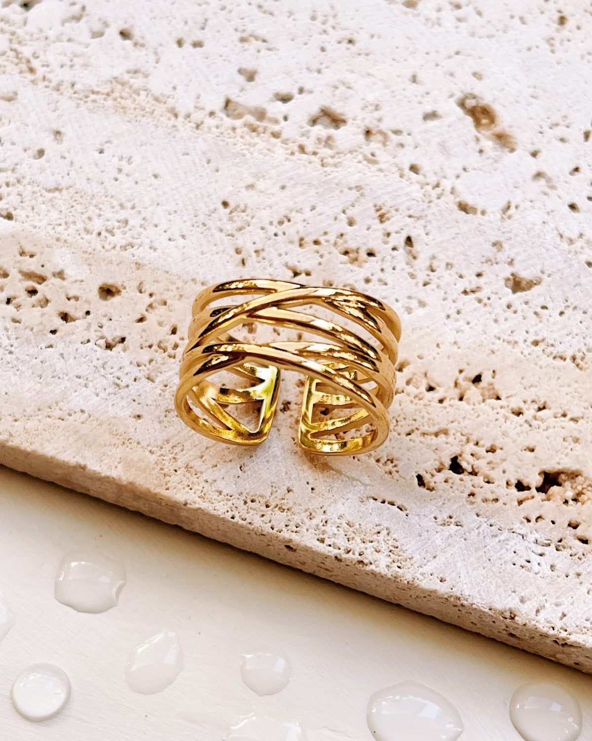 Hadlee Interlaced Layered Lines Wide Design Gold Ring