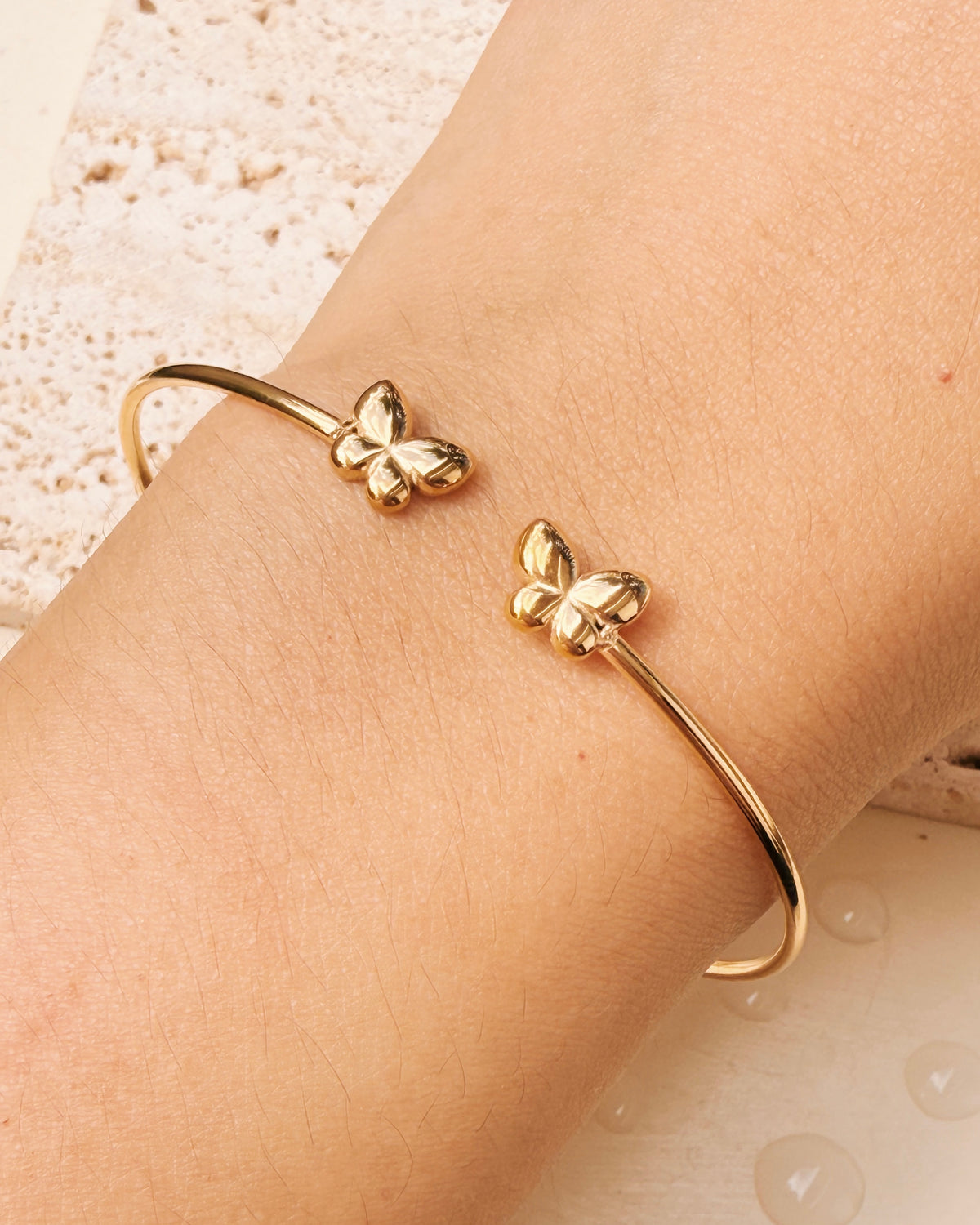 Kat Dual Butterfly Shaped Design Tip Gold Bangle