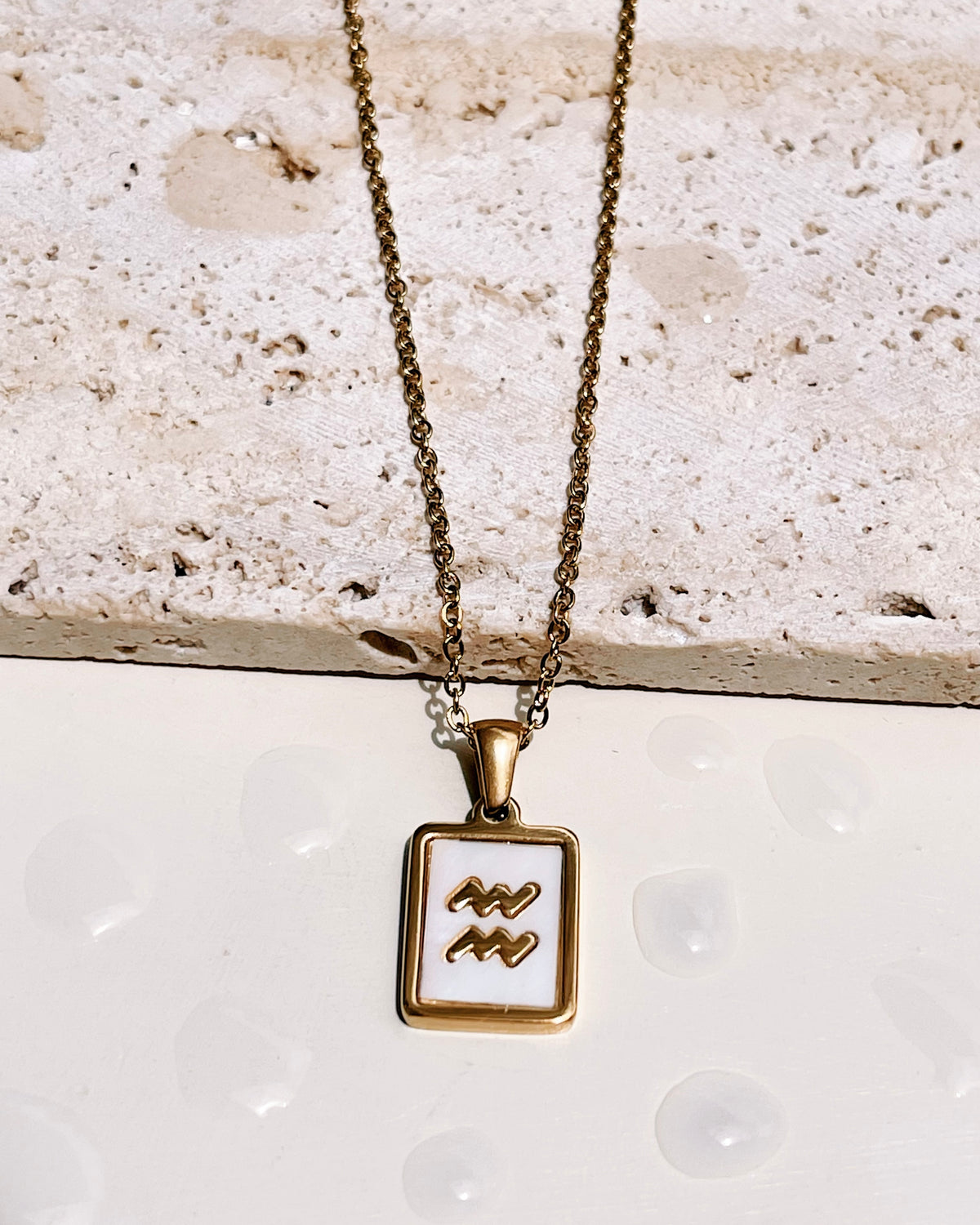 Camila Shell Zodiac Sign Square Framed Pendant Link Chain Gold Necklace