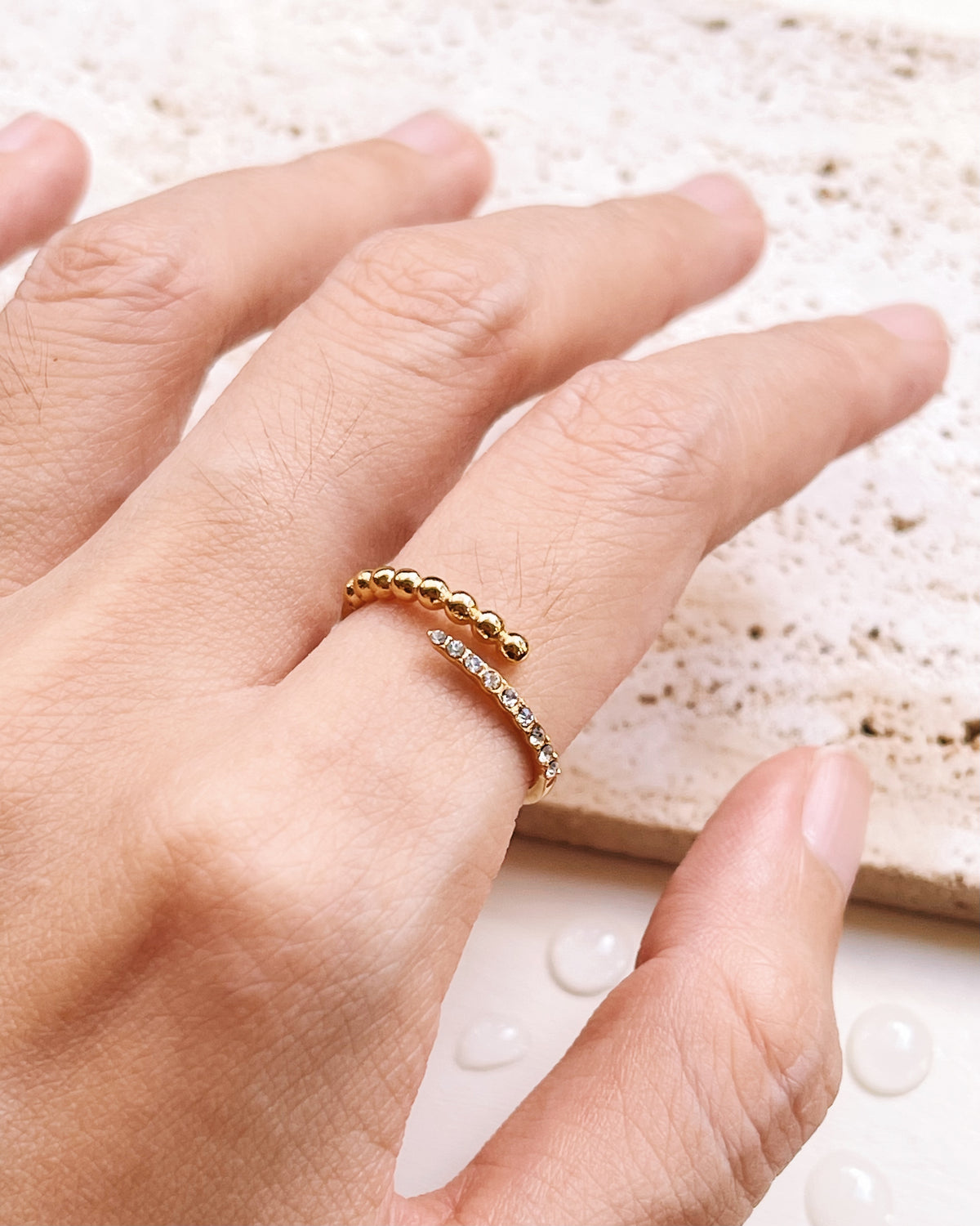 Gigi Zircon Paved and Ball Beads Interlock Design Gold Ring