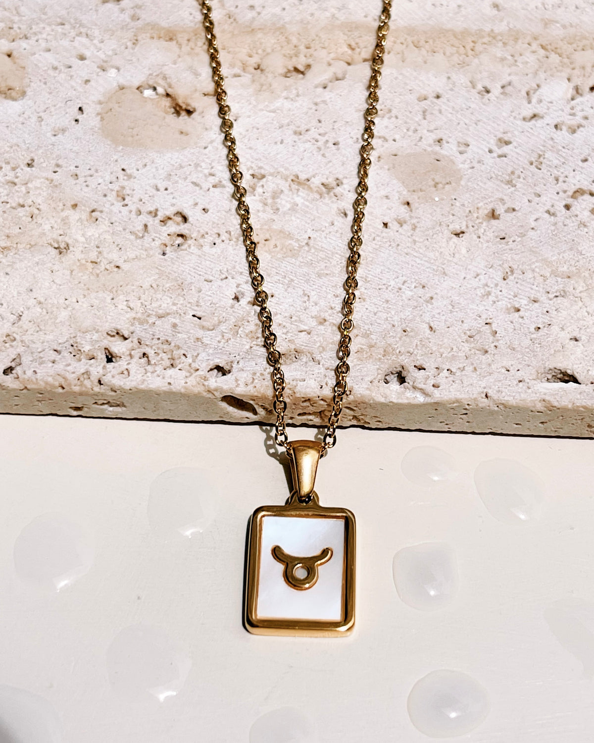 Camila Shell Zodiac Sign Square Framed Pendant Link Chain Gold Necklace