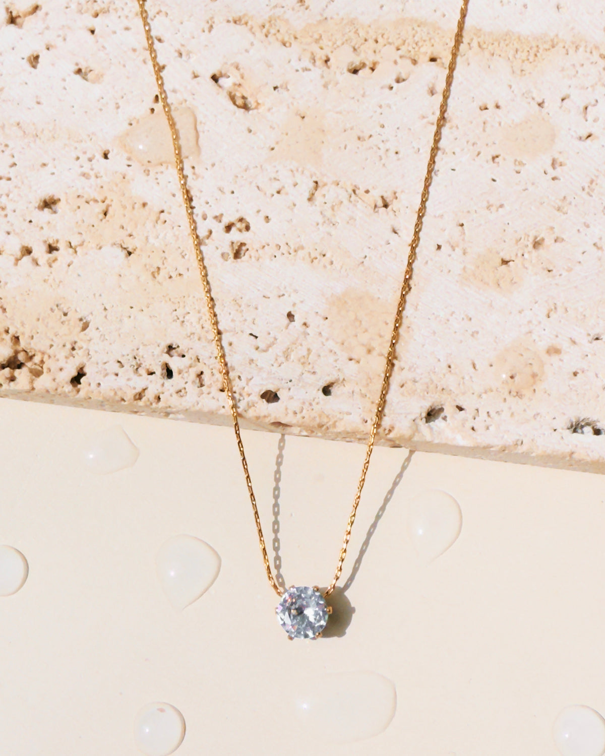 Gladys Round Zircon Bezel Crowned Setting Pendant Thin Anchor Chain Gold Necklace