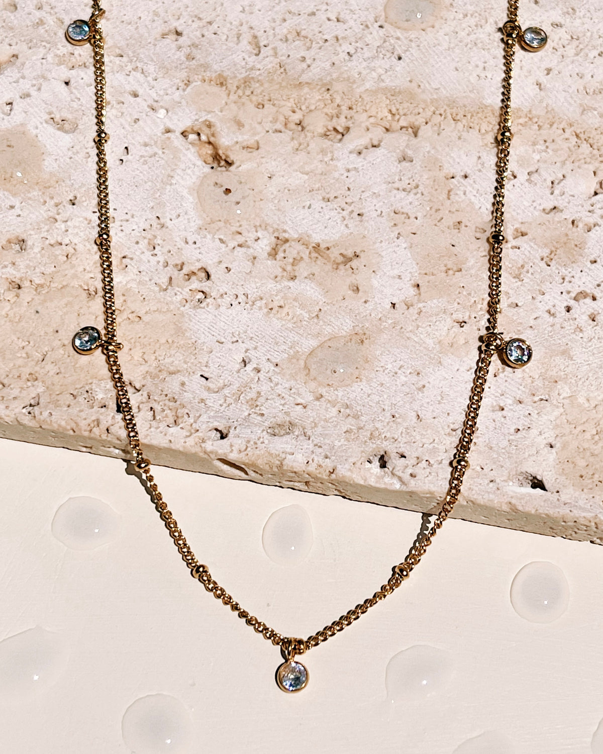 Elizabeth Minimalist Round Zircon Beads Pendant Ball Beaded Link Chain Gold Necklace