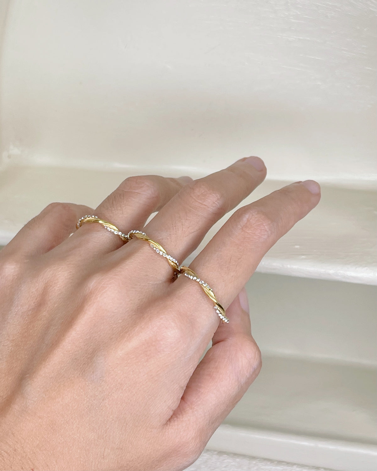 Jacqueline Zircon Interlaced Gold Ring