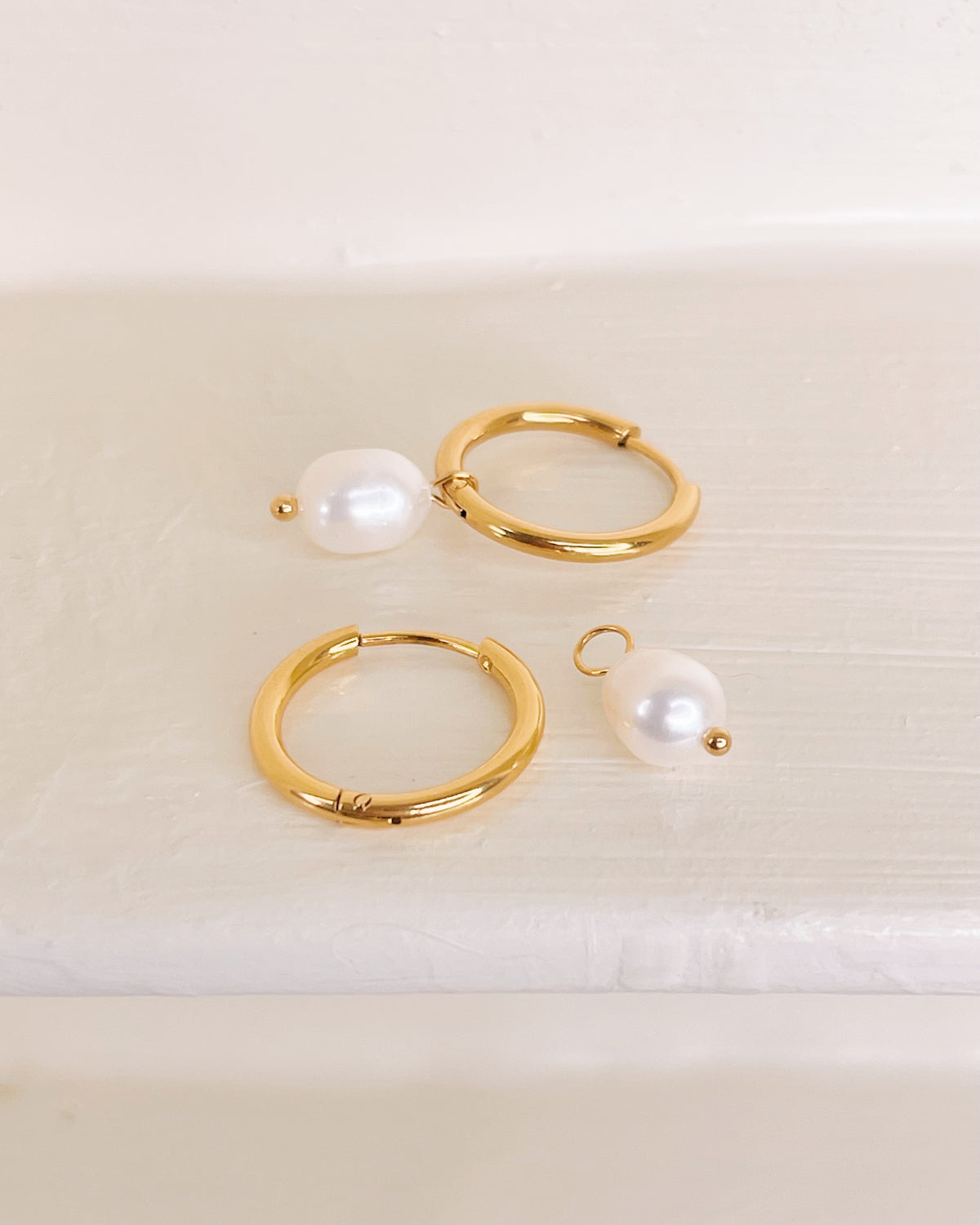 Alanna Baroque Freshwater Pearl Dangle Round Gold Hoops
