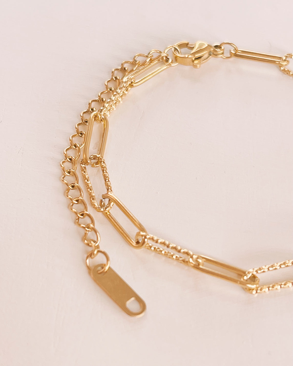Nora Alternating Textured Paper Clip Chain Gold Bracelet