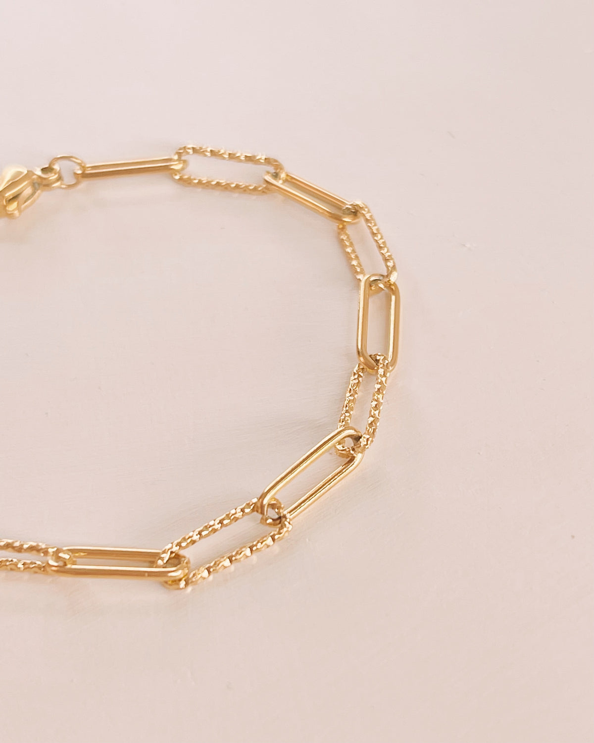 Nora Alternating Textured Paper Clip Chain Gold Bracelet