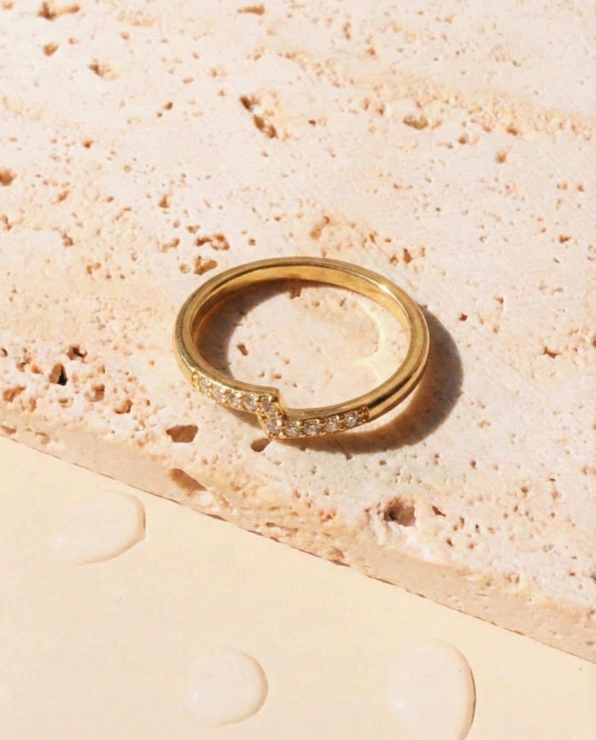 Farynix Dainty Top Paved Multi Round Zircon Inlaid Set Stacked Gold Ring