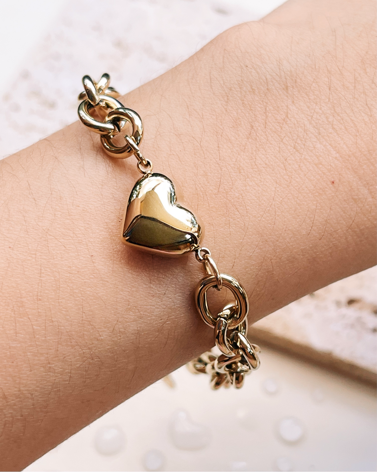 Elena Chunky Thick Curb Chain Solid Heart Pendant Gold Bracelet