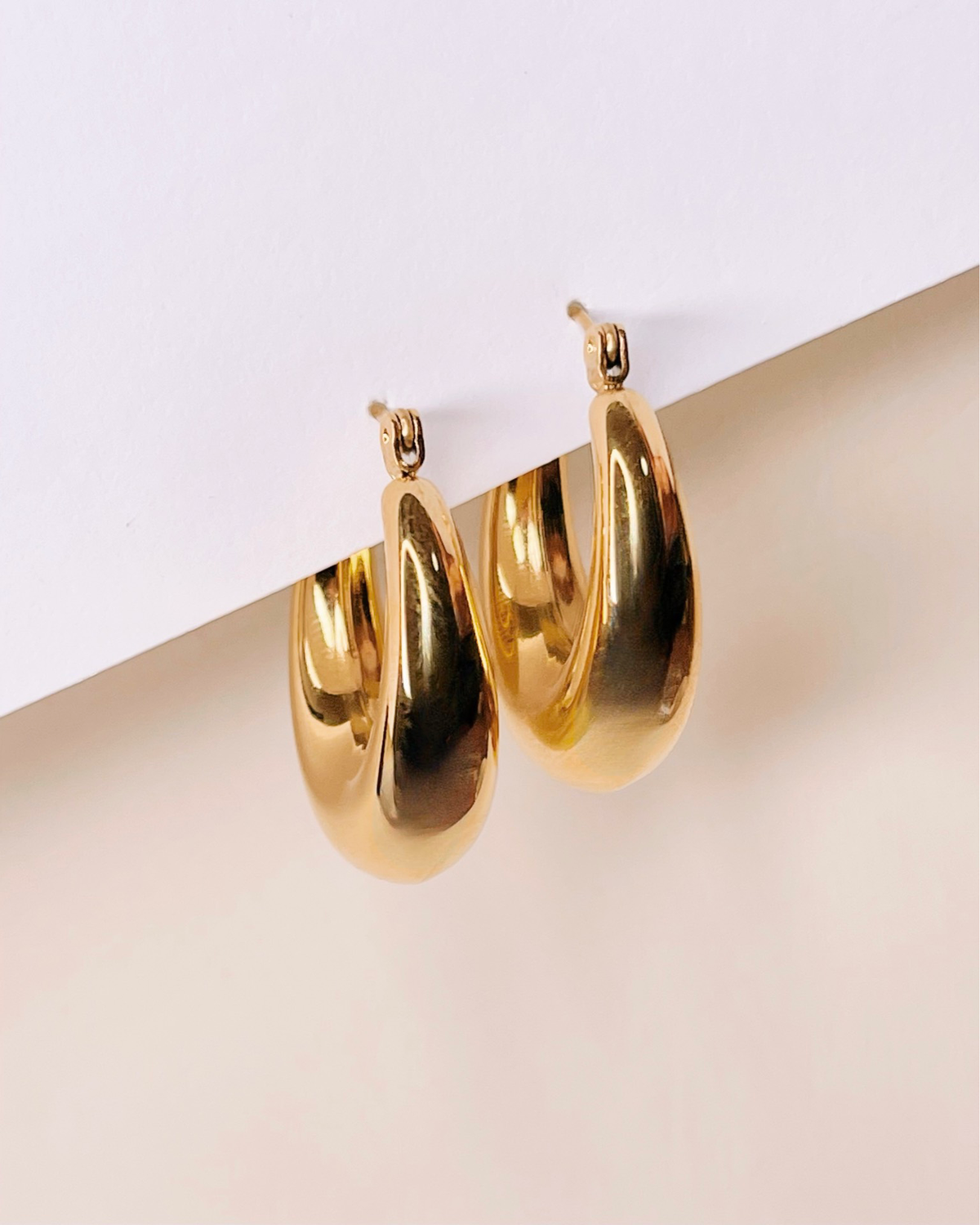 Kaitlyn Chunky Round Gold Hoops