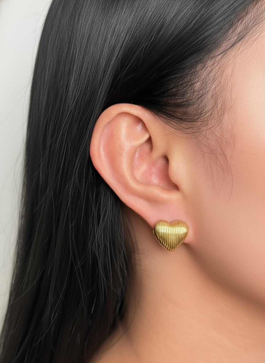 Irivessa Double Sided Textured Striped Heart Shaped Vintage Design Gold Hoop Earrings