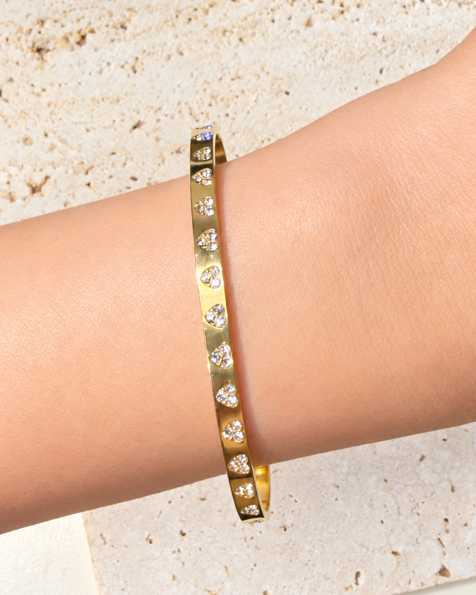 Agnes Heart Zircon Shaped Paved Open Design Gold Bangle