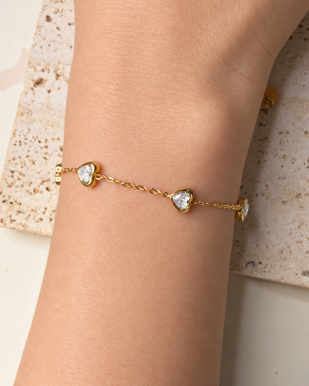 Amber (White) Zircon Heart Shaped Bezel Set Pendants Thin Link Chain Gold Bracelet / Anklet